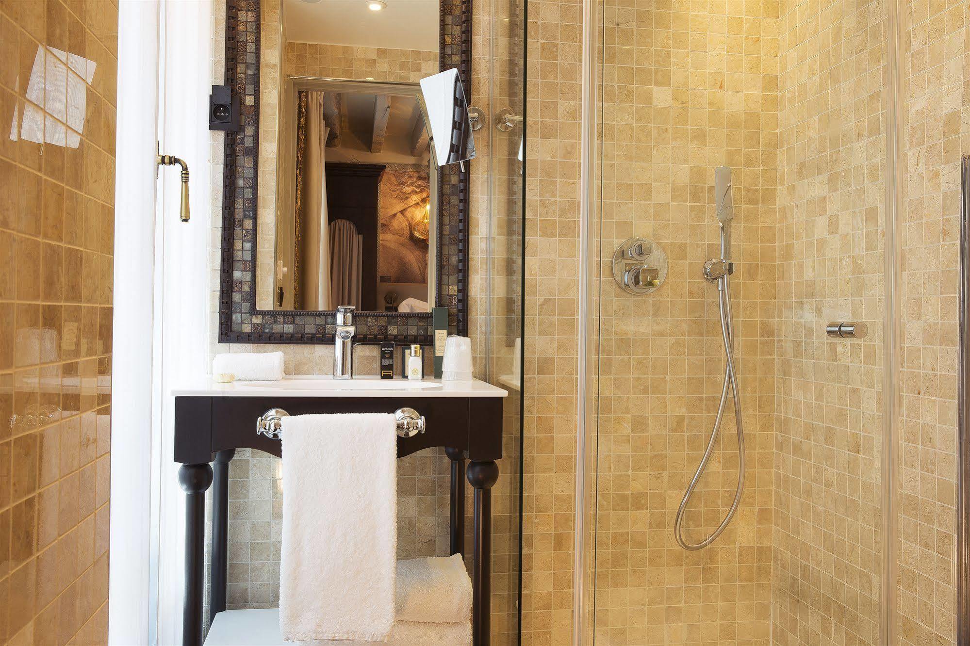 פריז Hotel Da Vinci & Spa מראה חיצוני תמונה